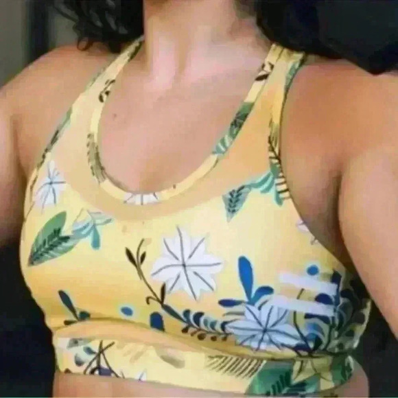 ZYIA Active Yellow Reflective Light n Tight
Mesh Floral Sports Bra Size XL - Picture 3 of 5